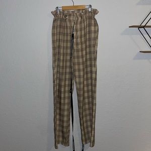 PrettyLittleThing toggle waist checkered pants